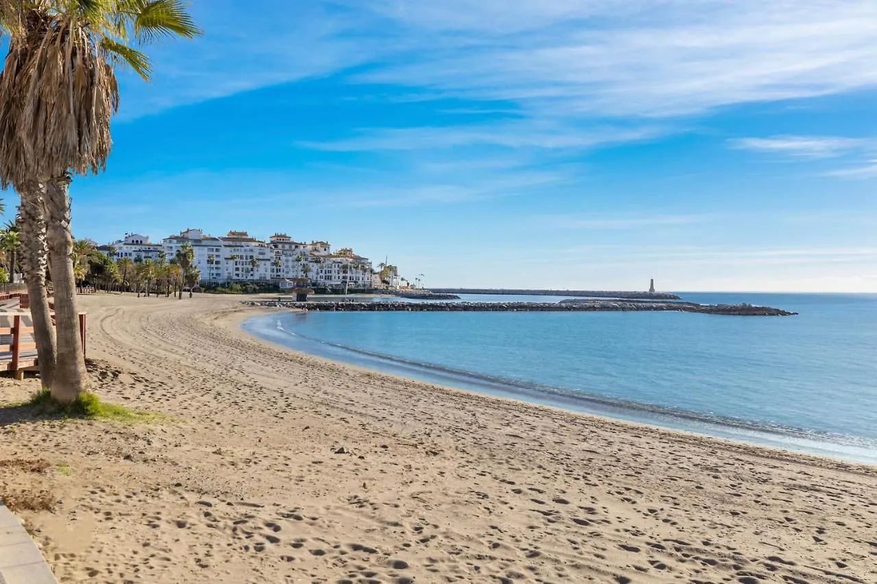 Large Apartment In Playas Del Duque Marbella