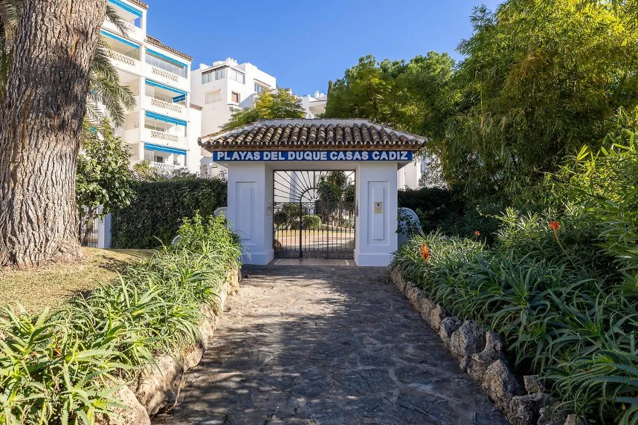 Large Apartment In Playas Del Duque Marbella Spanien