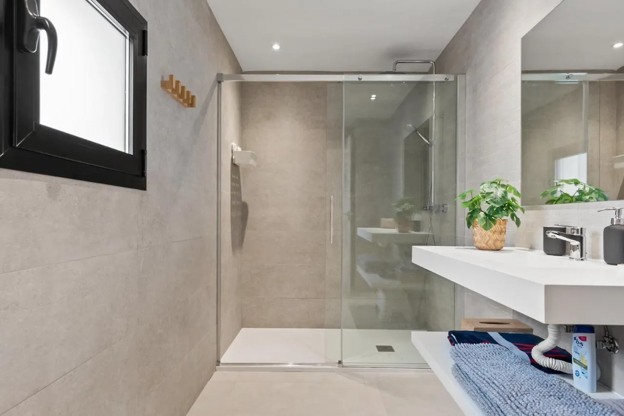 Large Apartment In Playas Del Duque Marbella