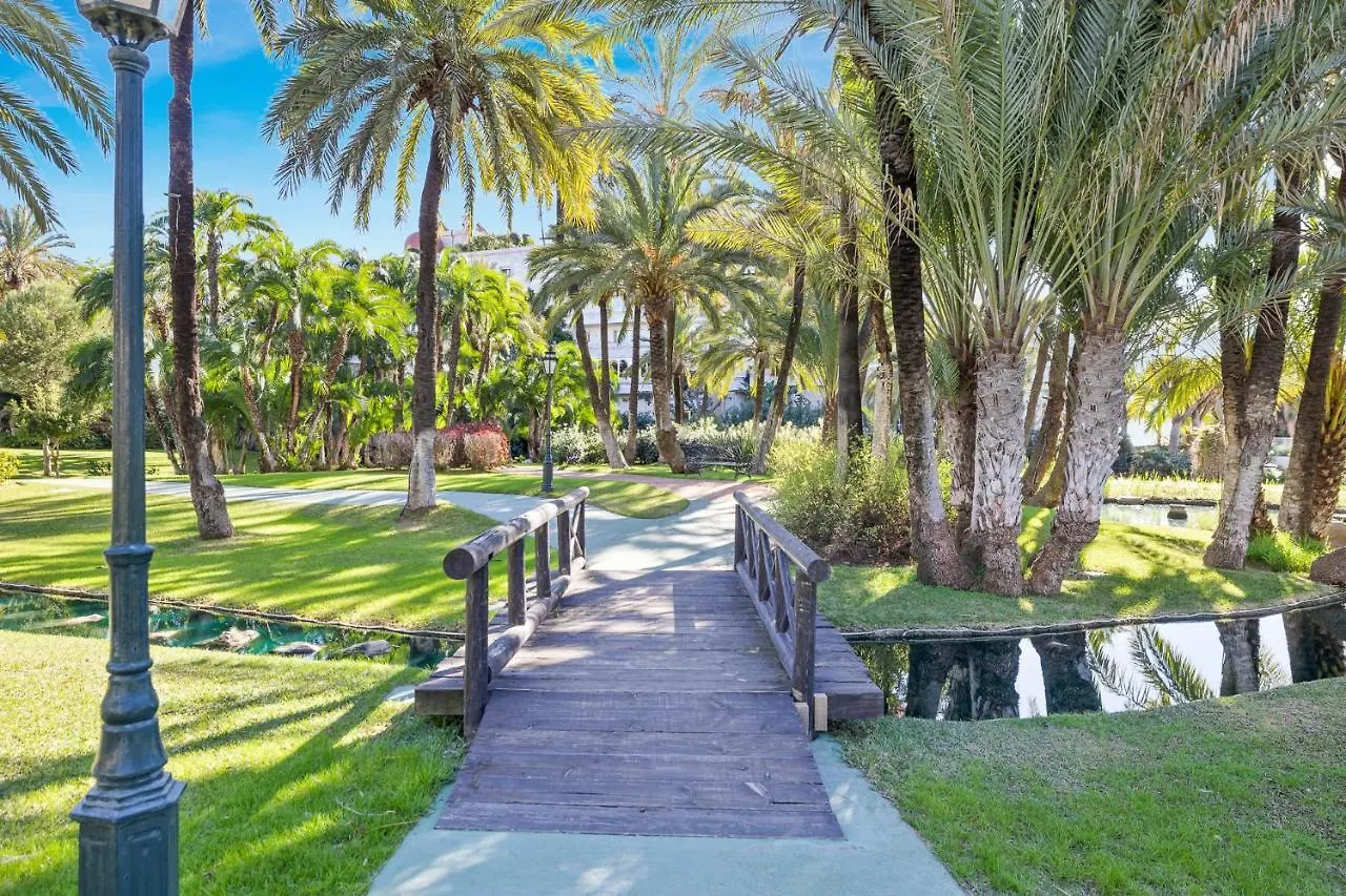 Large Apartment In Playas Del Duque Marbella