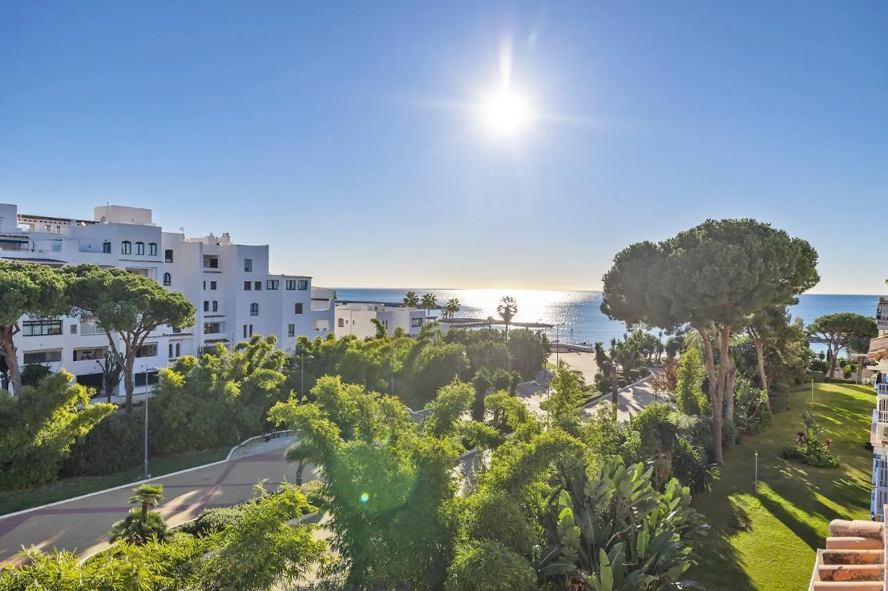 Large Apartment In Playas Del Duque Marbella